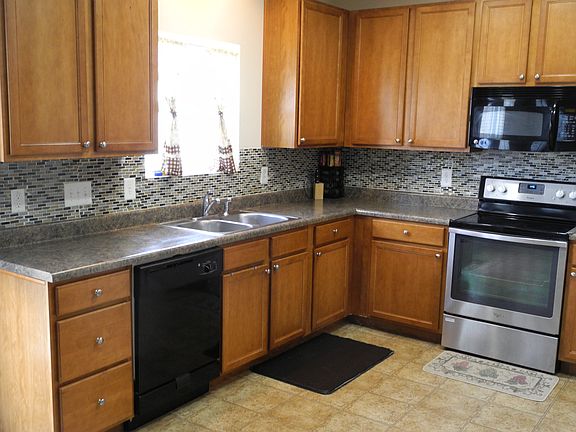 5th image of 5 Berea Ct