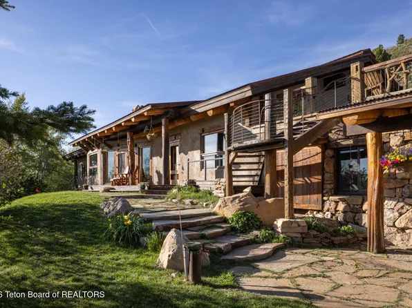 3011 Canyon Crest Dr, Victor, ID 83455