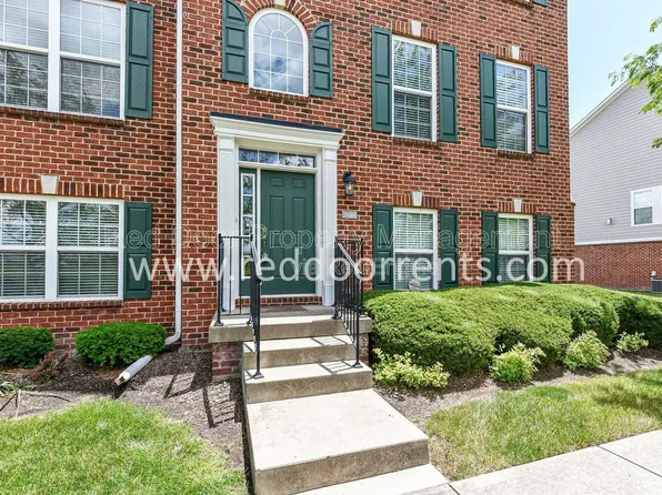 13340 Golden Gate Dr E, Carmel, IN 46074