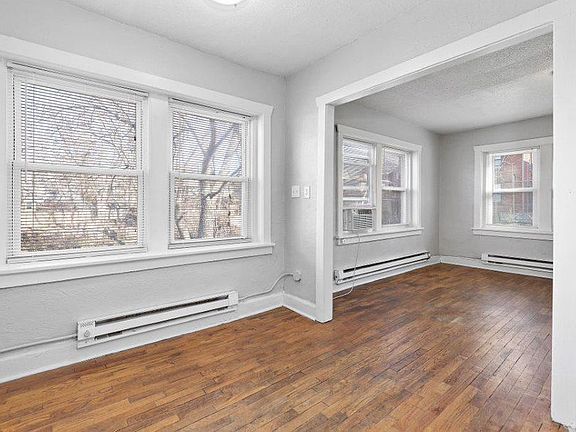 4th image of 3933 Charlotte St APT 104