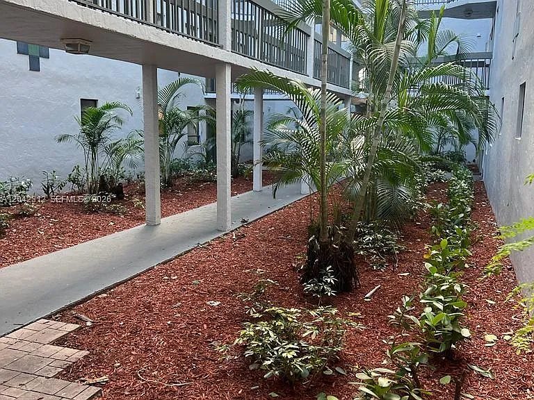 1950 N Congress Ave #105 — Photo 6