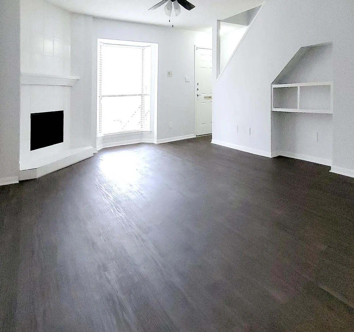 2 bed, 2.5 bath, 1427 sqft, $1,475 — Photo 3
