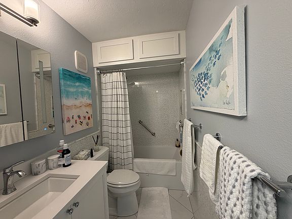 5th image of 775 John Ringling Blvd APT G24