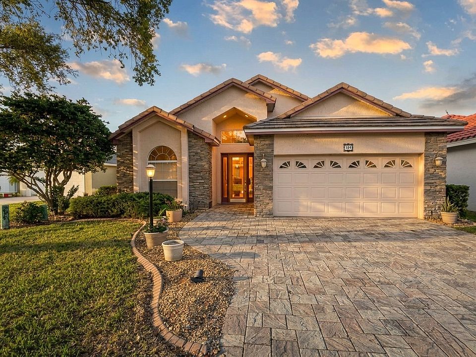 1st image of 304 Niblick Cir