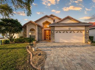 304 Niblick Cir, Winter Haven, FL 33881