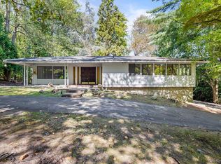 16 Wagon Wheel Dr, New City, NY 10956