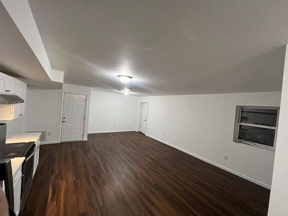5th image of 290 Seaview Ave Floor 2