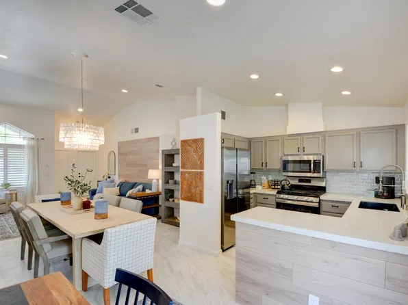 8325 Shark Tank Ct, Las Vegas, NV 89128