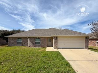 5218 Southern Crossing Dr, Temple, TX 76502
