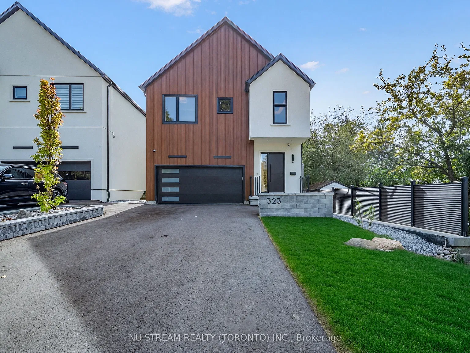 4 bed, $3,600 — Photo 1