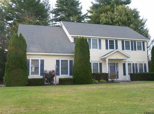 6019 Baneberry Dr, Schenectady, NY 12303
