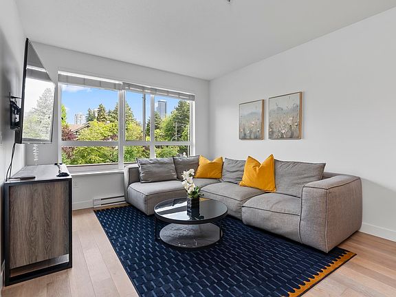 4th image of 3399 Noel Dr #416