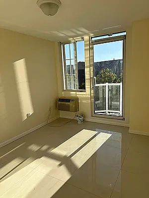 3rd image of 8411 Lander St APT 8