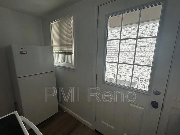 251 E Arroyo St #2 — Photo 5