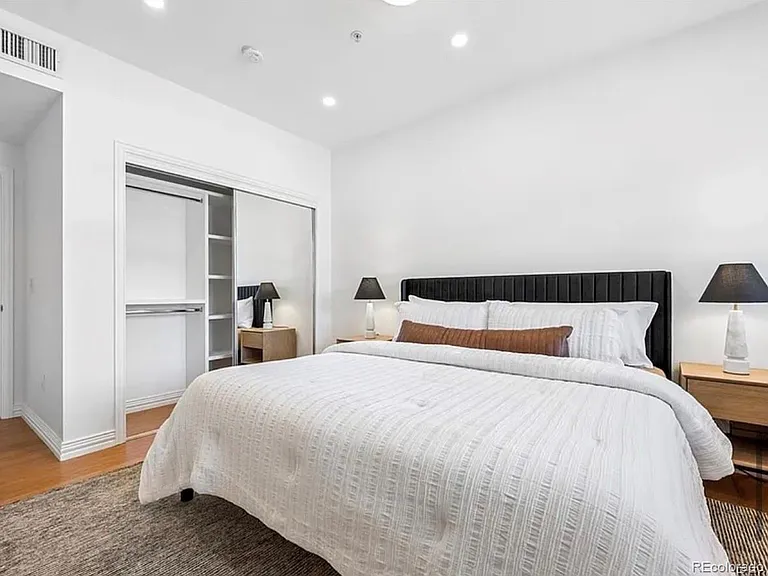2700 E Cherry Creek South Dr #218 — Photo 11