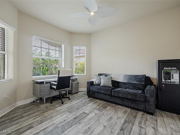 5th image of 11208 Sparkleberry Dr