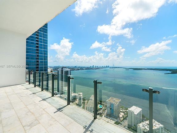 4th image of 1451 Brickell Ave #5302