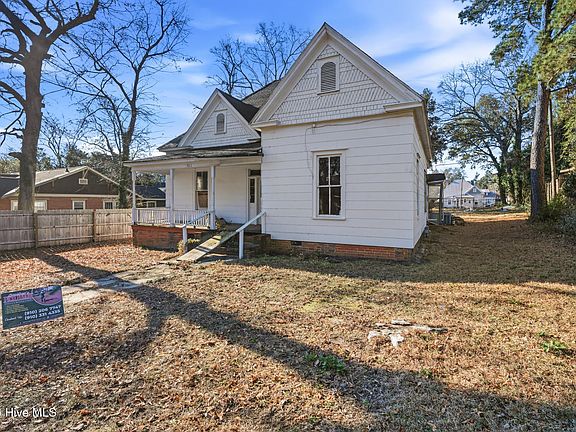 4th image of 317 Mcdonald Avenue