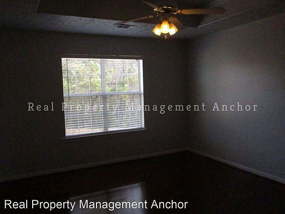 3rd image of 1115 Rexford Ct