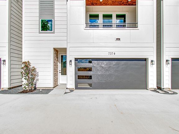 2nd image of 737 W 21st St