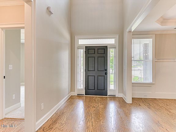 5th image of 702 Nuttall Street