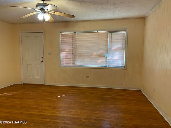 3rd image of 623 San Jacinto Cir