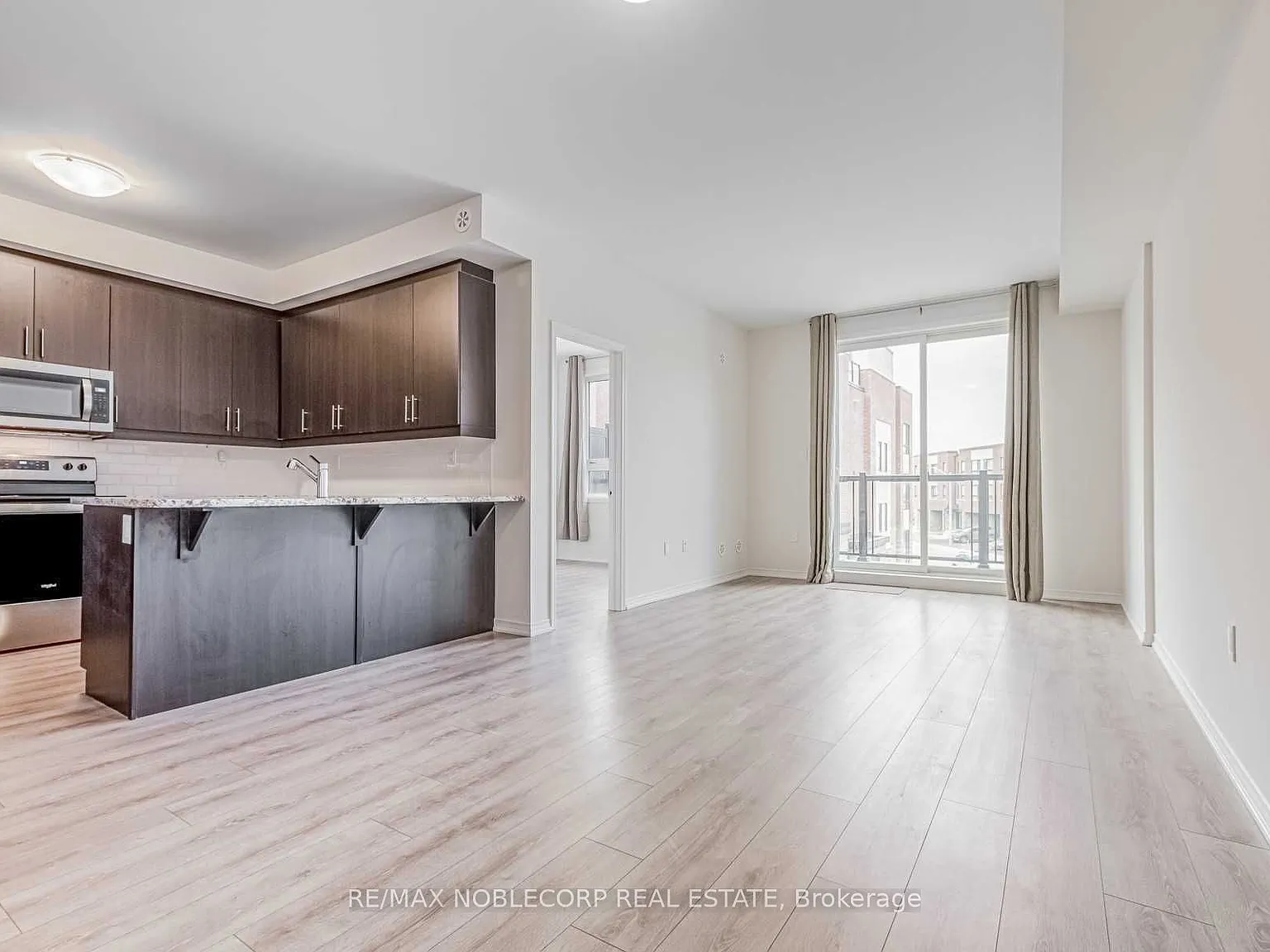 3 bed, $3,350 — Photo 3