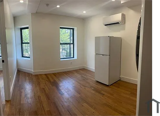 1902 Marmion Ave #3F — Photo 5