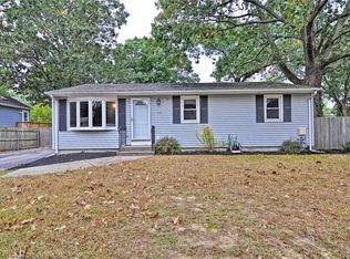 123 Custer St, Warwick, RI 02889