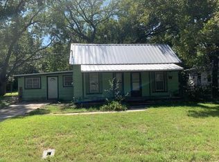 609 W 1st St, Hico, TX 76457