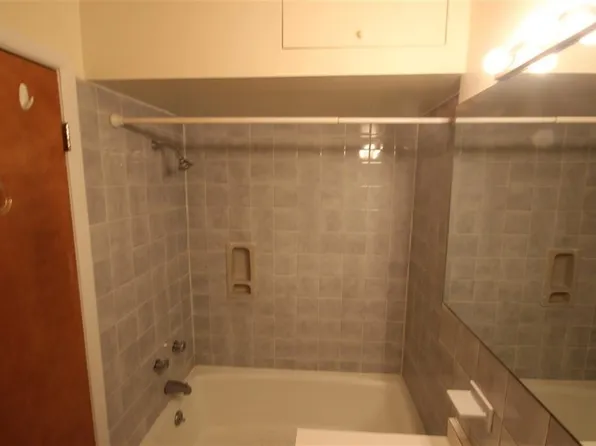 112 Jefferson Street image 8 of 13