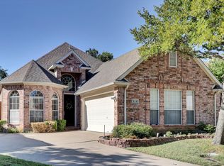 218 Wellington Rd, Irving, TX 75063