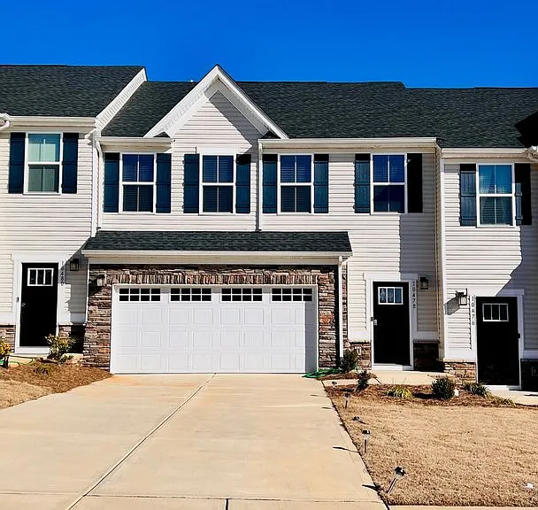 10478 Dalton Woods Ct NW — Photo 1