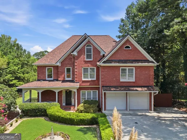 1340 Eryn Cir, Suwanee, GA 30024