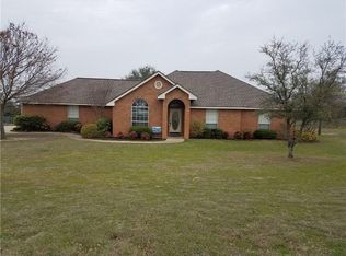 2071 Whispering Hills Dr, Midlothian, TX 76065