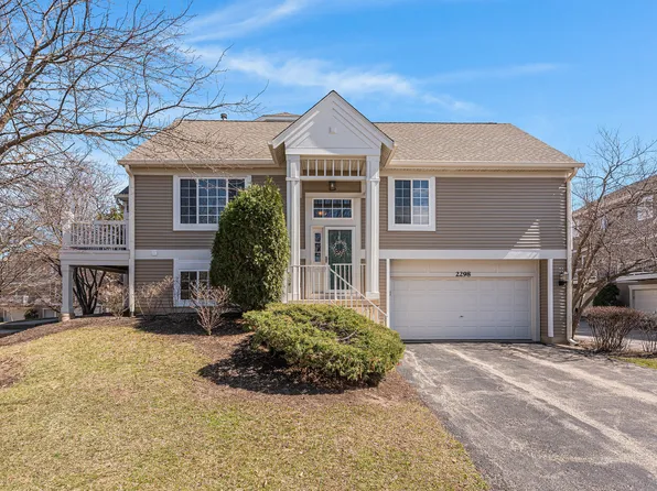 2298 Twilight Dr, Aurora, IL 60503