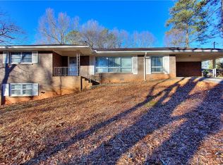 2642 Sterling Acres Dr, Tucker, GA 30084