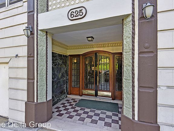 4th image of 625 Scott St APT 403