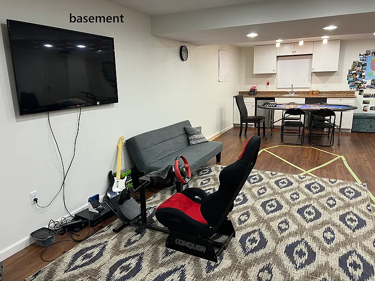 10210 Hamlet Ct — Photo 32