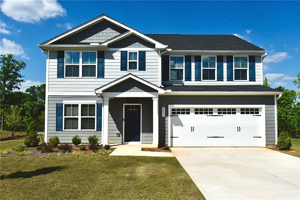 6 bed, 3.0 bath, 2540 sqft, $2,600 — Photo 2