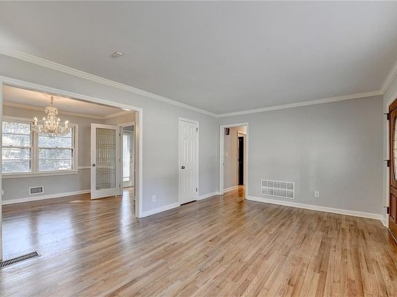 3rd image of 1154 Arbordale Dr