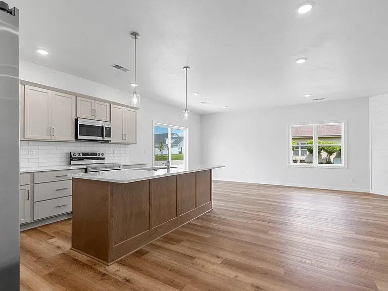 2724 Sachet Pl — Photo 3