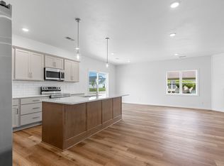 2724 Sachet Pl, Green Bay, WI 54311