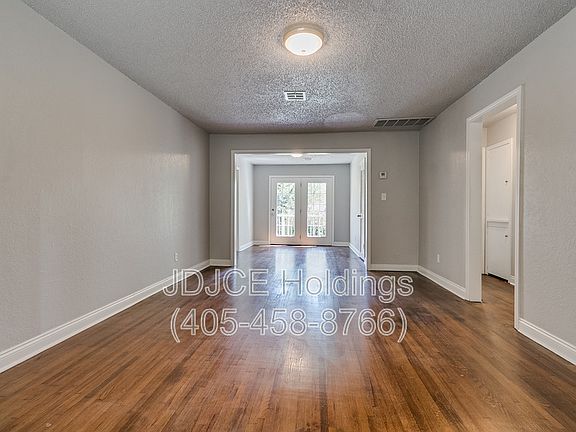 4th image of 122 W Marshall Dr