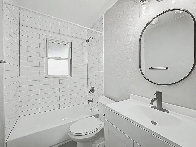 2912 S Delaware St — Photo 11