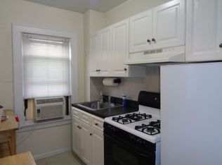 2369 33rd St #2, Astoria, NY 11105