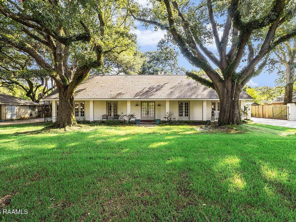 1st image of 320 Lippi Blvd