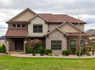 7404 Grand Oaks Dr, Crestwood, KY 40014