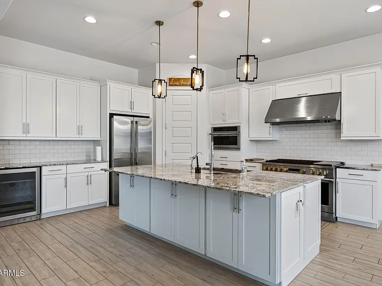 203 E Birchwood Pl — Photo 16