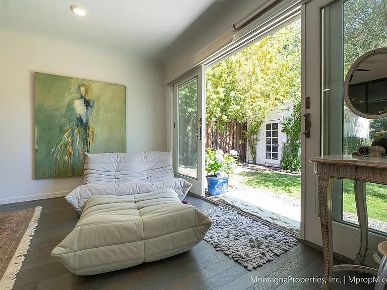 16911 Kennedy Rd — Photo 27